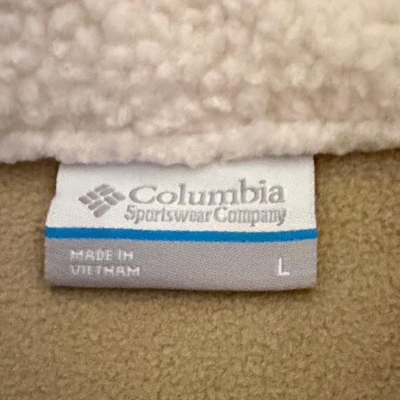 Columbia Cream and Tan Fleece - Picture 2 of 4